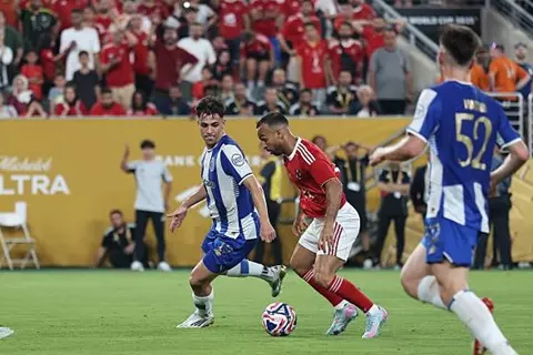 لاعب بورتو: لعبنا مباراة "مجنونة" ضد الأهلي.. ولم نستطع تحقيق الفوز